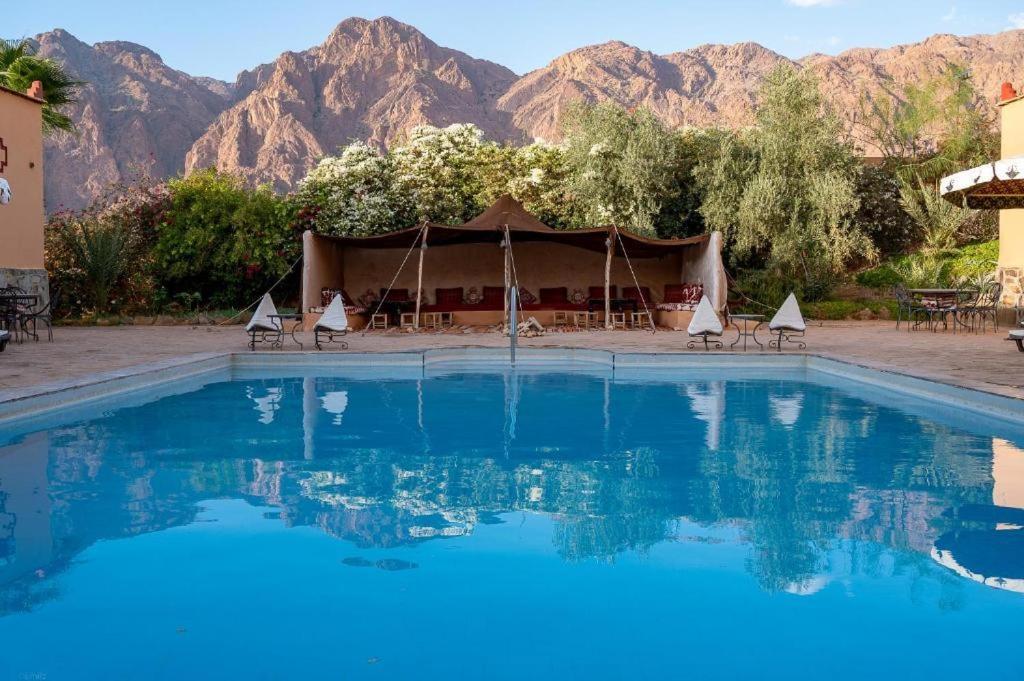 Click Excursions Tafraoute Hotel Taddart Buitenkant foto