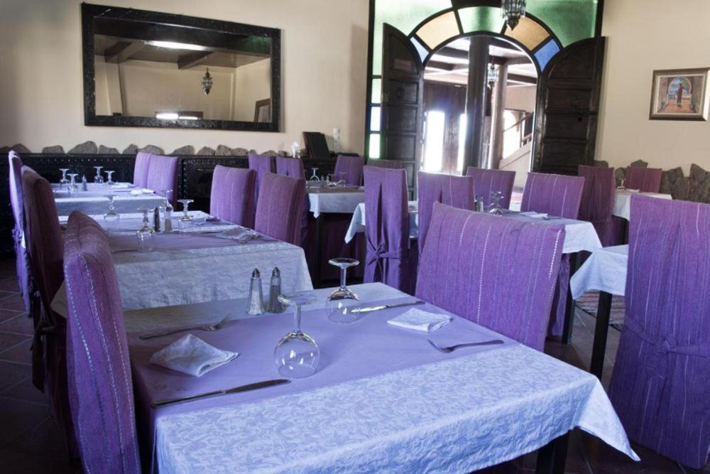 Click Excursions Tafraoute Hotel Taddart Buitenkant foto