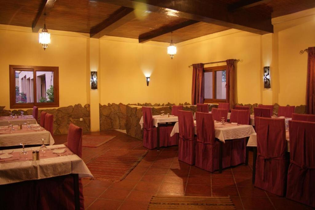 Click Excursions Tafraoute Hotel Taddart Buitenkant foto